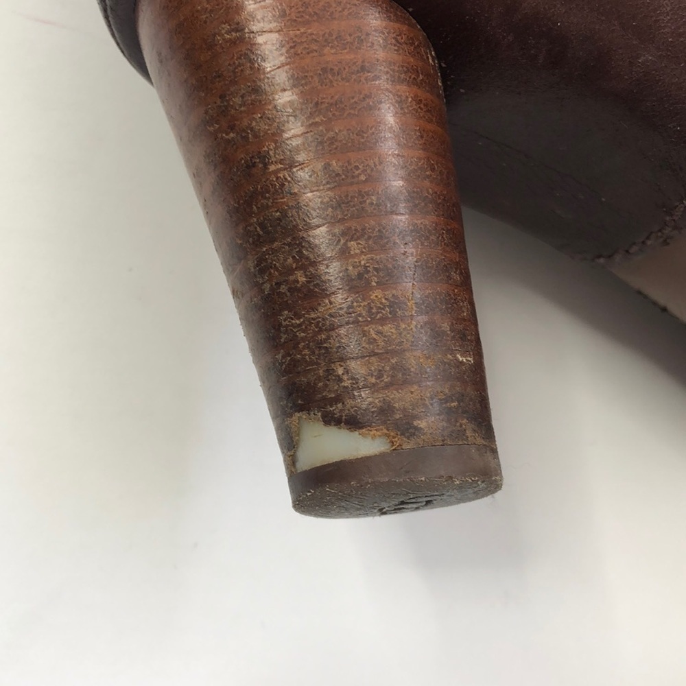 UGG Tall brown leather and suede boots - Picture 9 of 9
